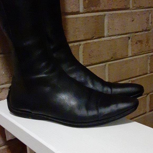 Gucci authentic tall black boots, size 9 - Picture 2 of 12